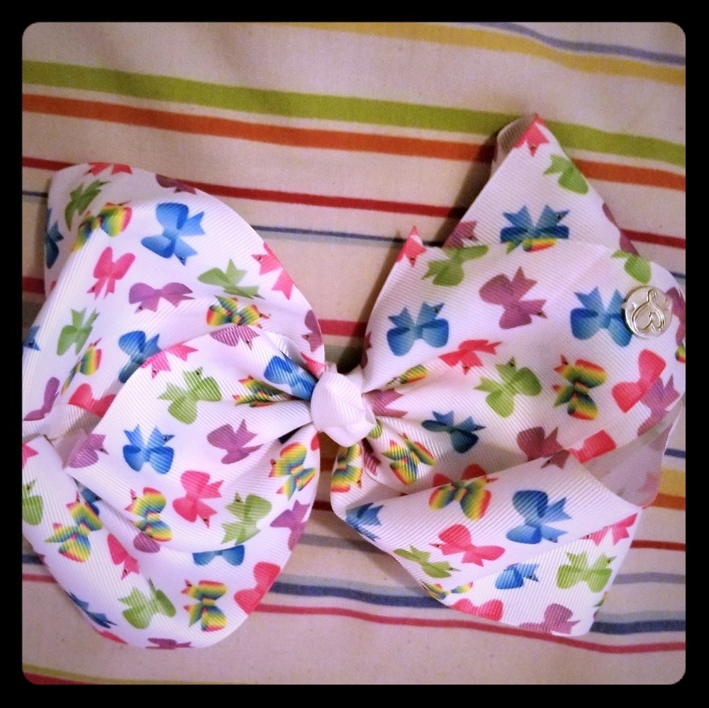 JoJo Bow